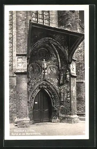 AK Frankfurt / Oder, Portal an der Marienkirche