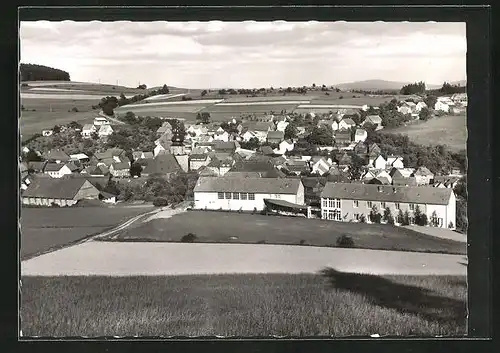 AK Kupferberg / Frankenwald, Panorama mit Schulhaus und Turnhalle