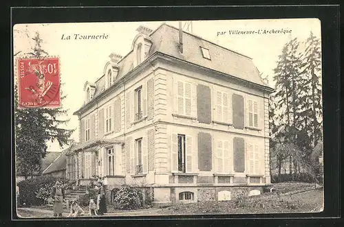 AK Villeneuve-l`Archevêque, Gebäude mit Hunden