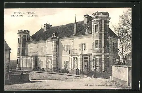 AK Tronchoy, Le Château