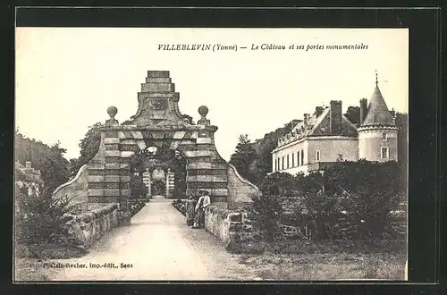 AK Villeblevin, le Chateau et ses portes monumentales