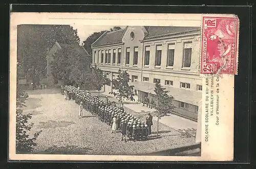 AK Villeblevin, Cour d'Honneur