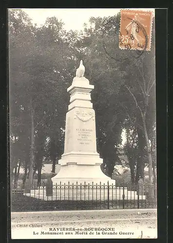 AK Ravieres-en-Bourgogne, Le Monument aux Morts de la Grande Guerre