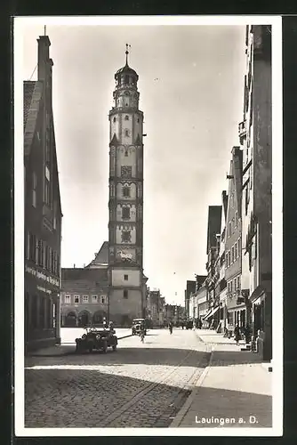 AK Lauingen a. D., Ortsansicht mit Strassenblick und Turm