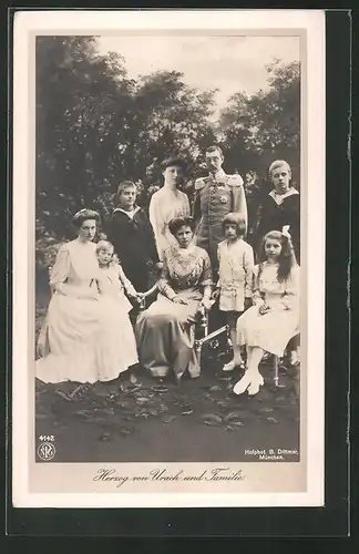 AK Herzog von Urach und Familie