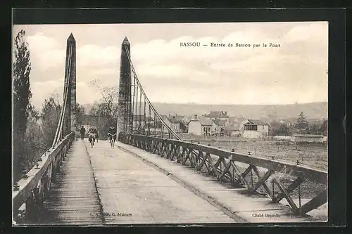 AK Bassou, Entrée de Bassou par le Pont