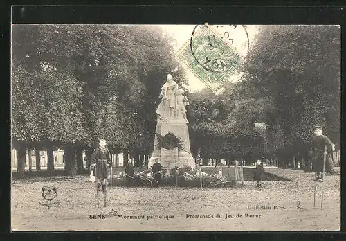 AK Sens, Monument patriotique, Promenade du Jeu de Paume