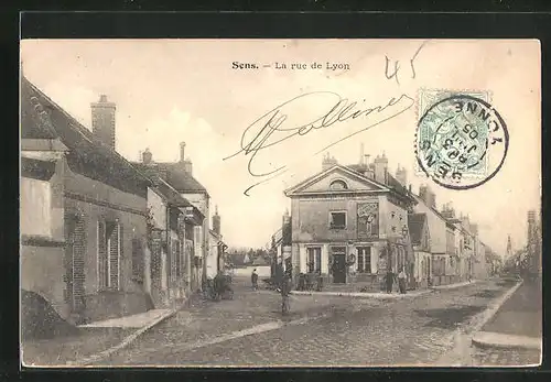 AK Sens, La rue de Lyon, Strassenpartie