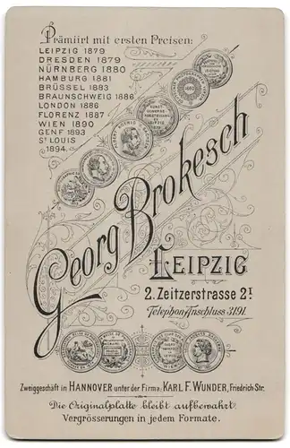 Fotografie Georg Brokesch, Leipzig, Zeitzerstrasse 2, älterer Herr mit Schnauzer