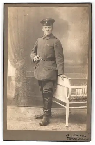 Fotografie Paul Oberst, Oelsnitz i.V., Bahnhofstr. Portrait Soldat in Feldgrau mit Interimsspange