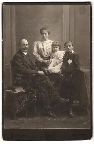 Fotografie Sig. Bing, Wien, Goldschmiedgasse 4, Familienfoto