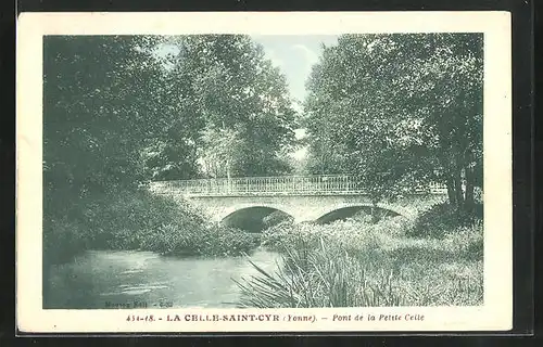AK La Celle-Saint-Cyr, Pont de la Petite Celle