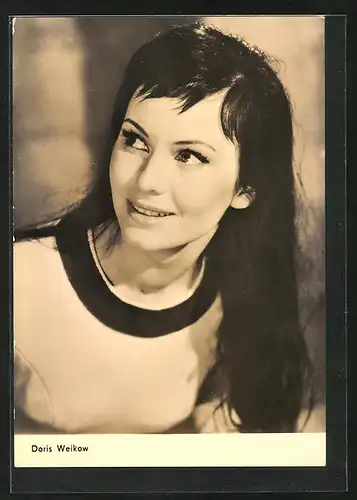 AK Schauspielerin Doris Weikow mit langen Haaren