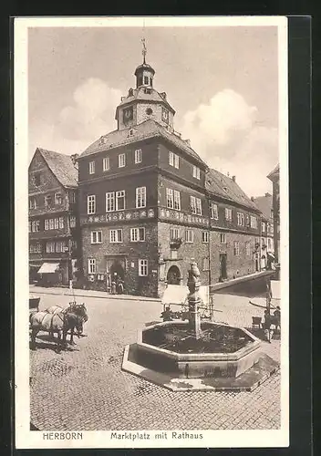 AK Herborn, Marktplatz mit Rathaus