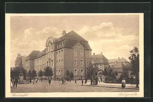 AK Weissenfels, Amtsgericht mit Denkmal