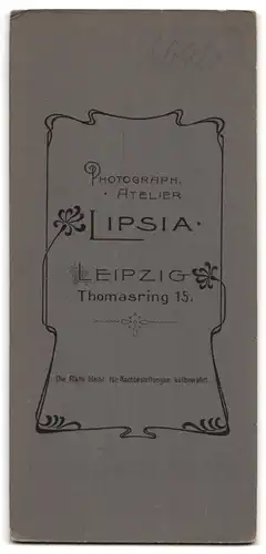 Fotografie Atelier Lipsia, Leipzig, Thomasring 15, junger Mann im Anzug