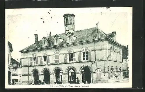 AK Ravières, Hôtel de Ville