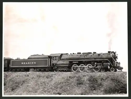 Fotografie Eisenbahn USA, Reading Railroad, Tender-Lokomotive, Dampflok Nr. 2124 in Fahrt