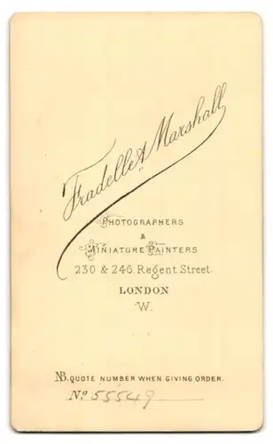 Fotografie Fradelle & Marshall, London, 230 & 246 Regent Street, Portrait blonder junger Mann mit Kotelettenbart