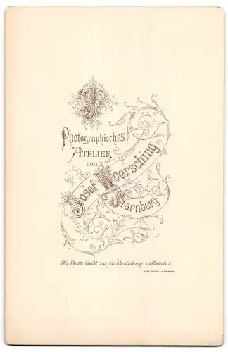 Fotografie Josef Woersching, Starnberg, Kleinkind im Kleidchen
