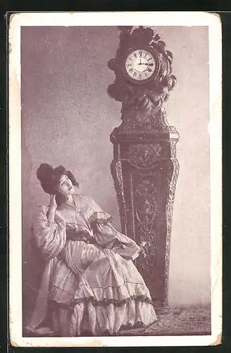 AK Junge Dame sitzt vor einer Uhr
