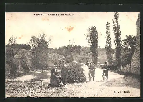 AK Sacy, L'Etang de Sacy, Fahrradfahrerinnen