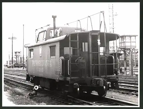 Fotografie Eisenbahn USA, Begleitwagen - Caboose der Pennsylvania Railroad