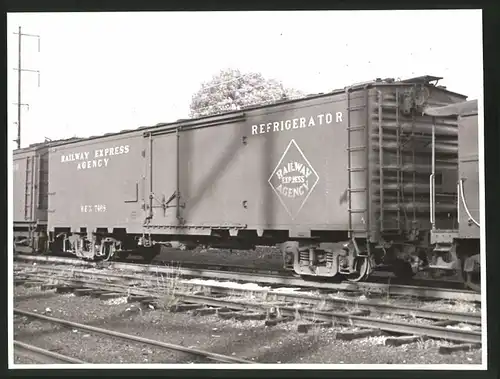Fotografie Eisenbahn USA, Eisenbahnwaggon-Kühlwaggon Railway Express Agency