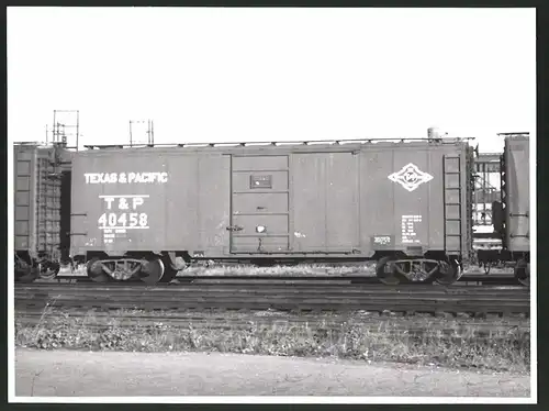 Fotografie Eisenbahn USA, Güterwaggon Nr. 40458 Texas & Pacific Railroad