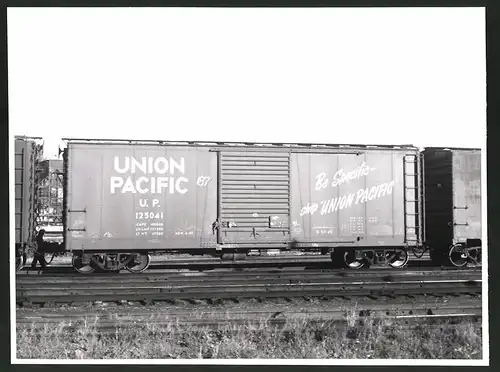 Fotografie Eisenbahn USA, Güterwaggon Nr. 125041 Union Pacific Railroad