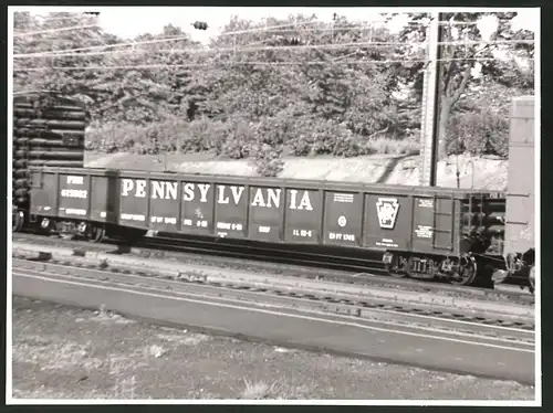 Fotografie Eisenbahn USA, Güterwaggon Nr. 615692 Pennsylvania Railroad