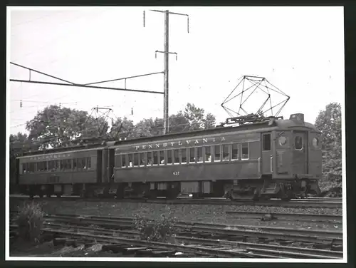 Fotografie Eisenbahn USA, Personenzug mit E-Triebwagen Nr. 437 Pennsylvania Railroad