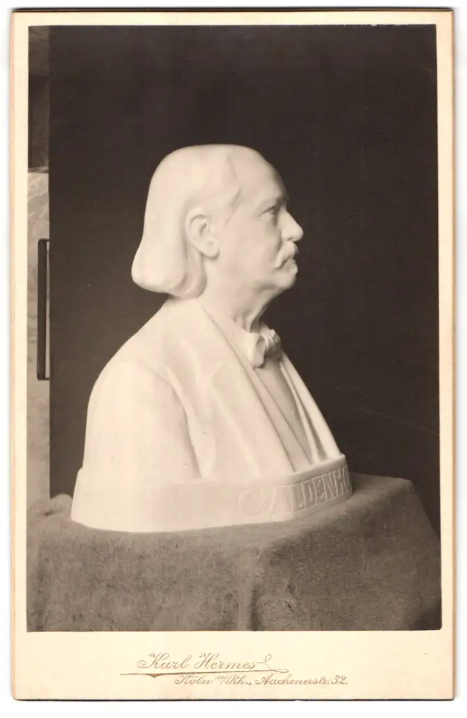 18 Fotografien, Köln, Portrait Büste Carl Aldenhoven, Wohnräume, Umfeld von Carl Aldenhoven, 3 Fotos auf Zelluloid 0
