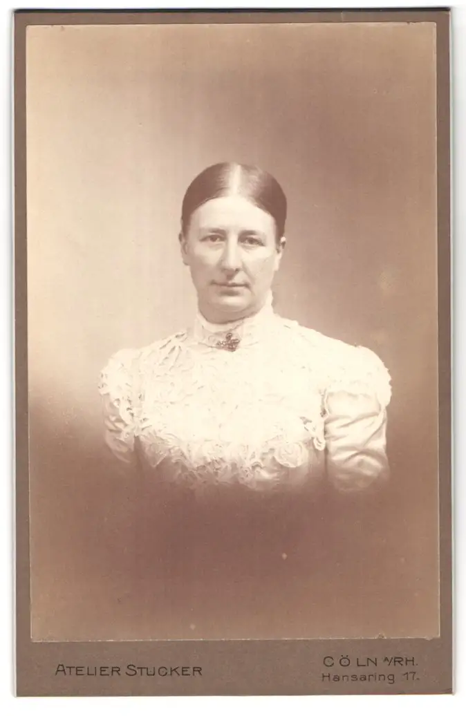 18 Fotografien, Köln, Portrait Büste Carl Aldenhoven, Wohnräume, Umfeld von Carl Aldenhoven, 3 Fotos auf Zelluloid 8