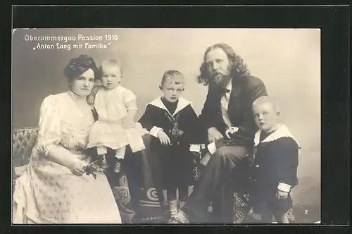 AK Oberammergau, Passion 1910, Anton Lang mit Familie