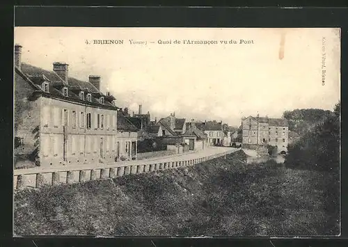 AK Brienon, Quai de l`Armancon vu du Pont