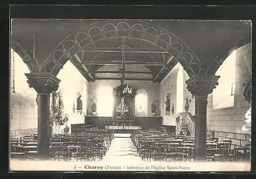 AK Charny, Intérieur de l`Eglise Saint-Pierre