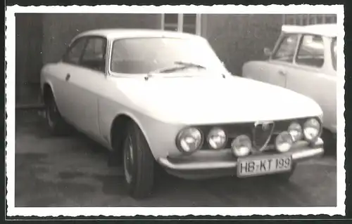 Fotografie Gruhle, Karl-Marx-Stadt, Ansicht Leipzig, Auto Alfa Romeo