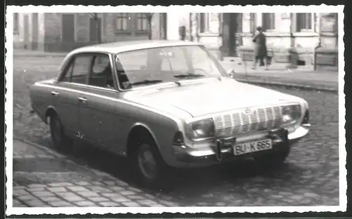 Fotografie Gruhle, Karl-Marx-Stadt, Ansicht Leipzig, Auto Ford Taunus