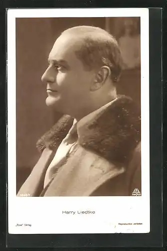 AK Schauspieler Harry Liedtke im Mantel