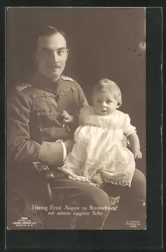 AK Herzog Ernst August von Braunschweig mit seinem jüngsten Sohn