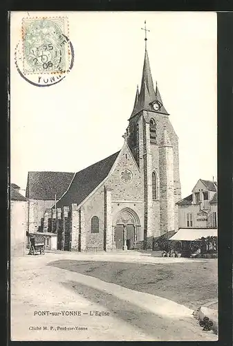 AK Pont-sur-Yonne, L`Eglise