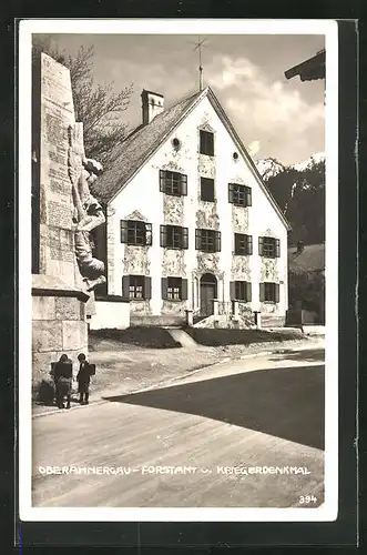 AK Oberammergau, Forstamt und Kriegerdenkmal