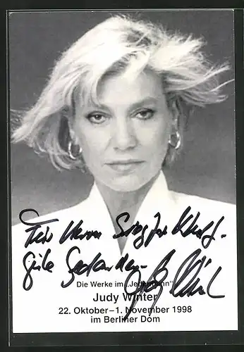 AK Schauspielerin Judy Winter mit wilder Frisur, Autograph