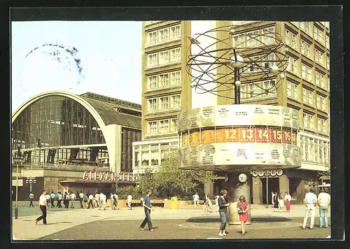 AK Berlin, Weltzeituhr und Bahnhof Alexanderplatz