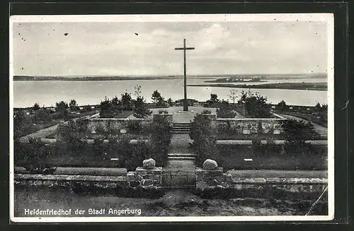 AK Angerburg, am Heldenfriedhof