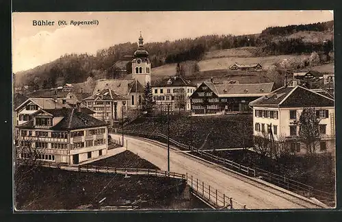 AK Bühler /Appenzell, Strassenpartie mit Kirche