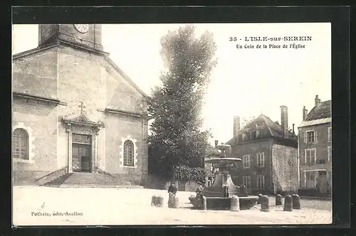 AK L'Isle-sur-Serein, un Coin de la Place de l'Église