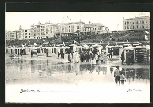 AK Borkum, Badegäste am Strand unter dem Hotel