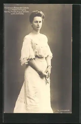 AK Prinzessin Alexandra Victoria von Holstein-Glücksburg, Braut von Prinz August Wilhelm von Preussen